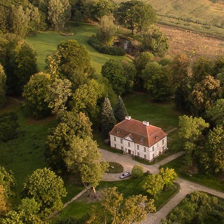 Dwor Dawidy Bed and Breakfast Mlynary Exteriör bild
