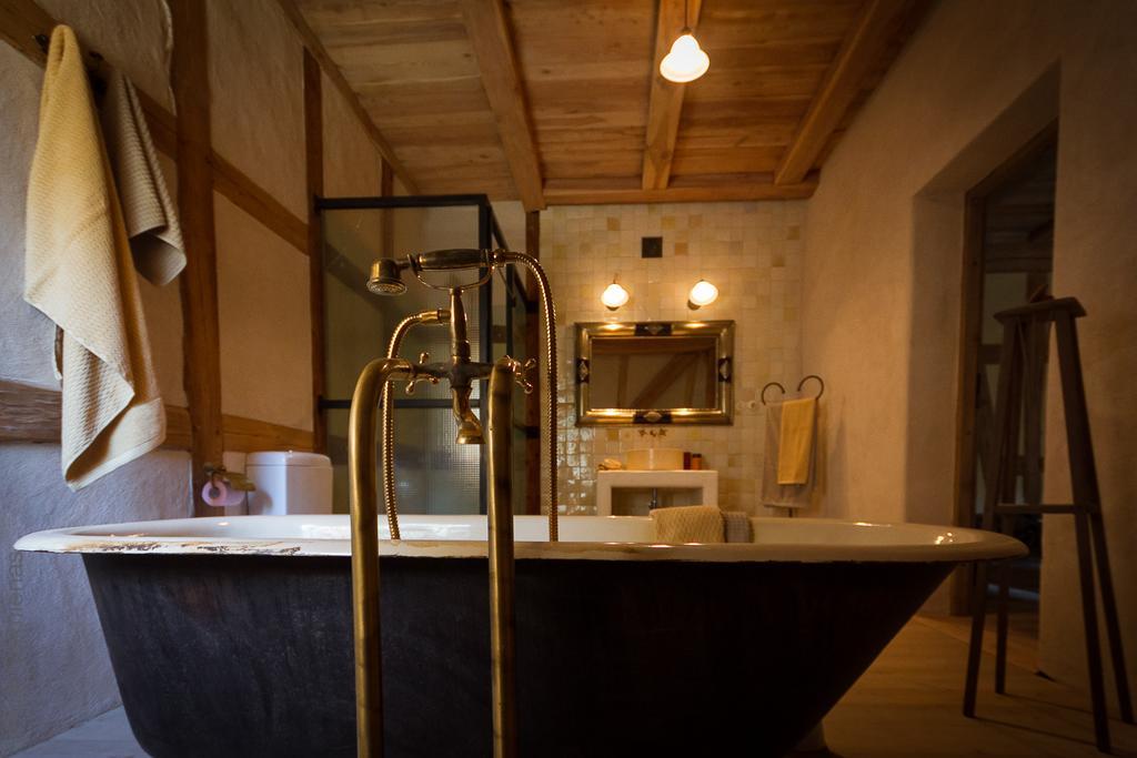 Dwor Dawidy Bed and Breakfast Mlynary Rum bild