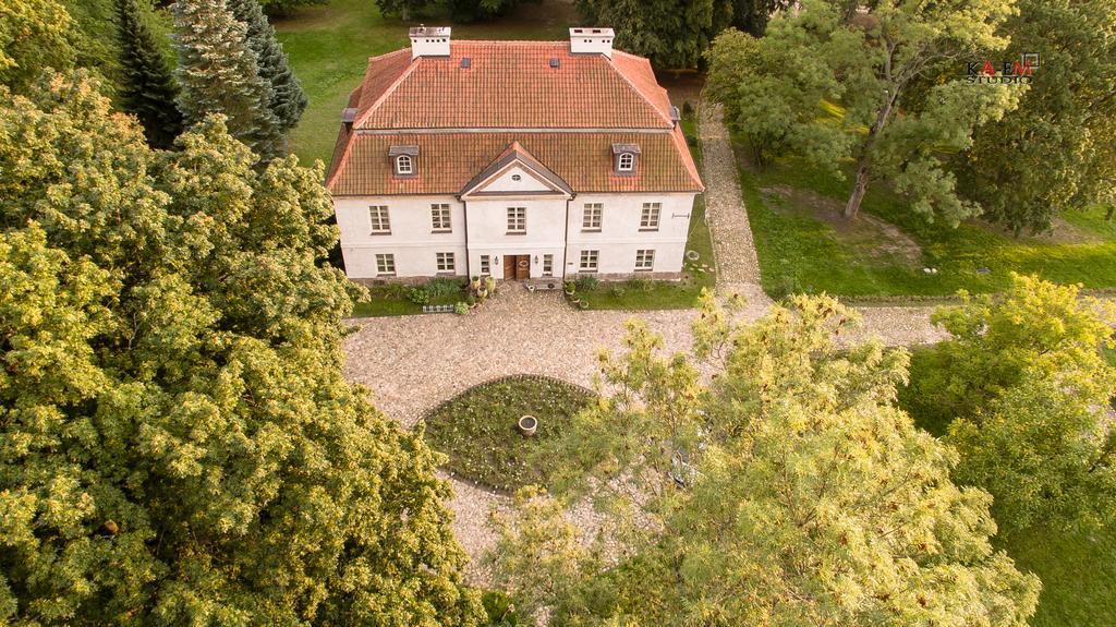 Dwor Dawidy Bed and Breakfast Mlynary Exteriör bild