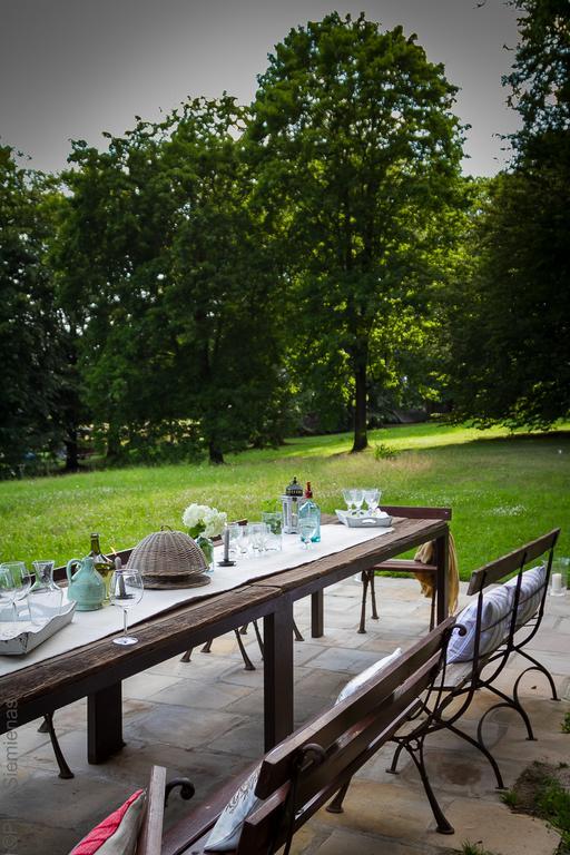 Dwor Dawidy Bed and Breakfast Mlynary Exteriör bild